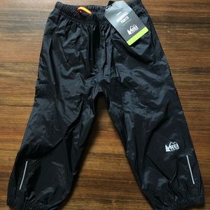 NWT REI 3T Rainwall Pants